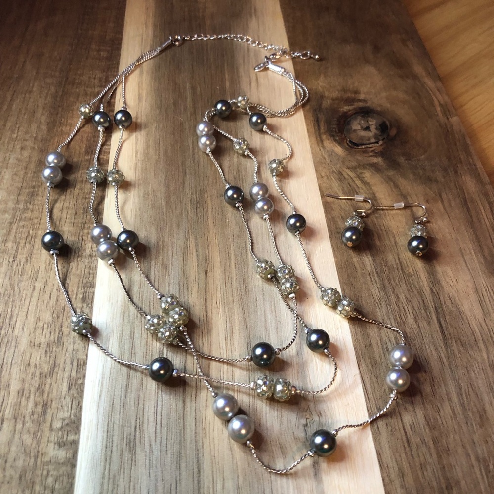 RMN The Roman Co 2 Pc Silver Tone‎ Faux Pearl Statement Necklace & Earrings Set